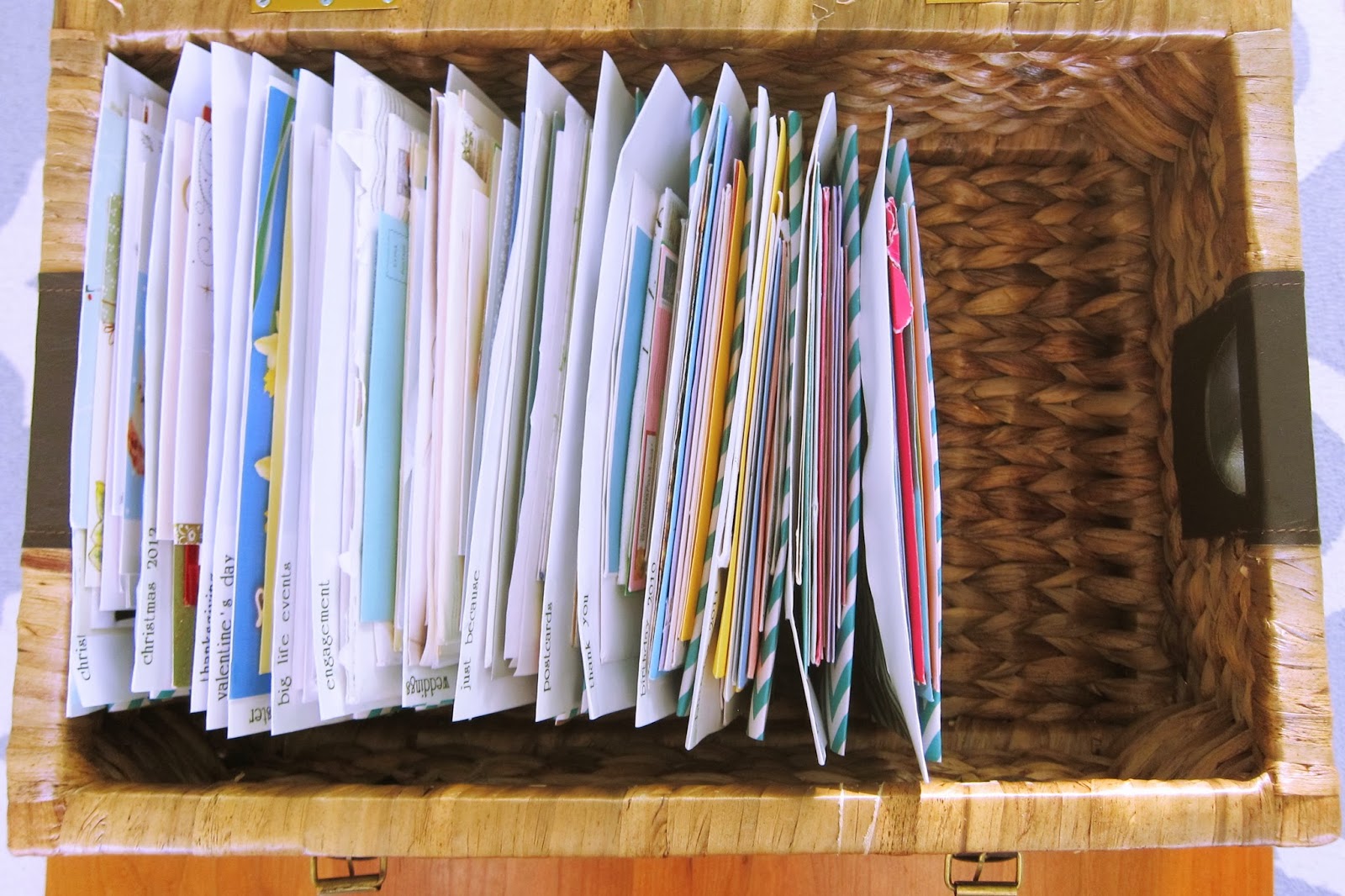 HOW TO ORGANIZE GREETING CARD MEMENTOS