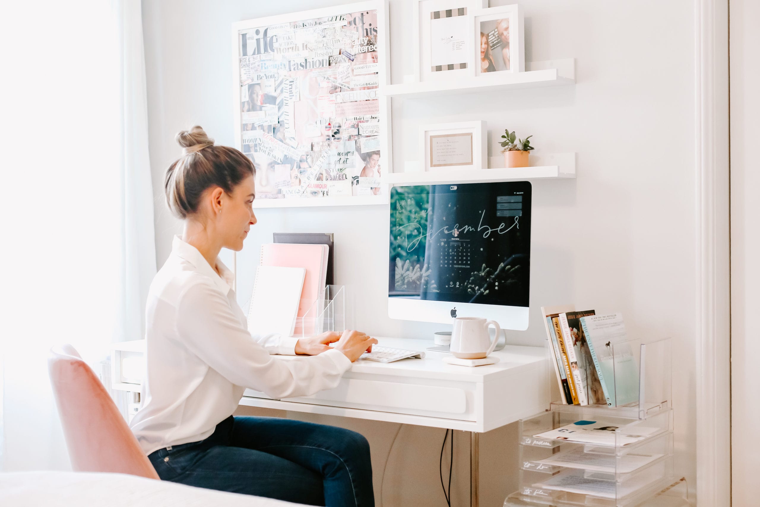 How to Organize an Intentional WFH Office Space to Increase